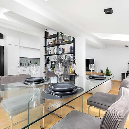 Nowoczesny Z Klimatyzacja By Renters Apartman